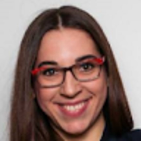 Meet your Posher, Roxane - Picture 1 of 1